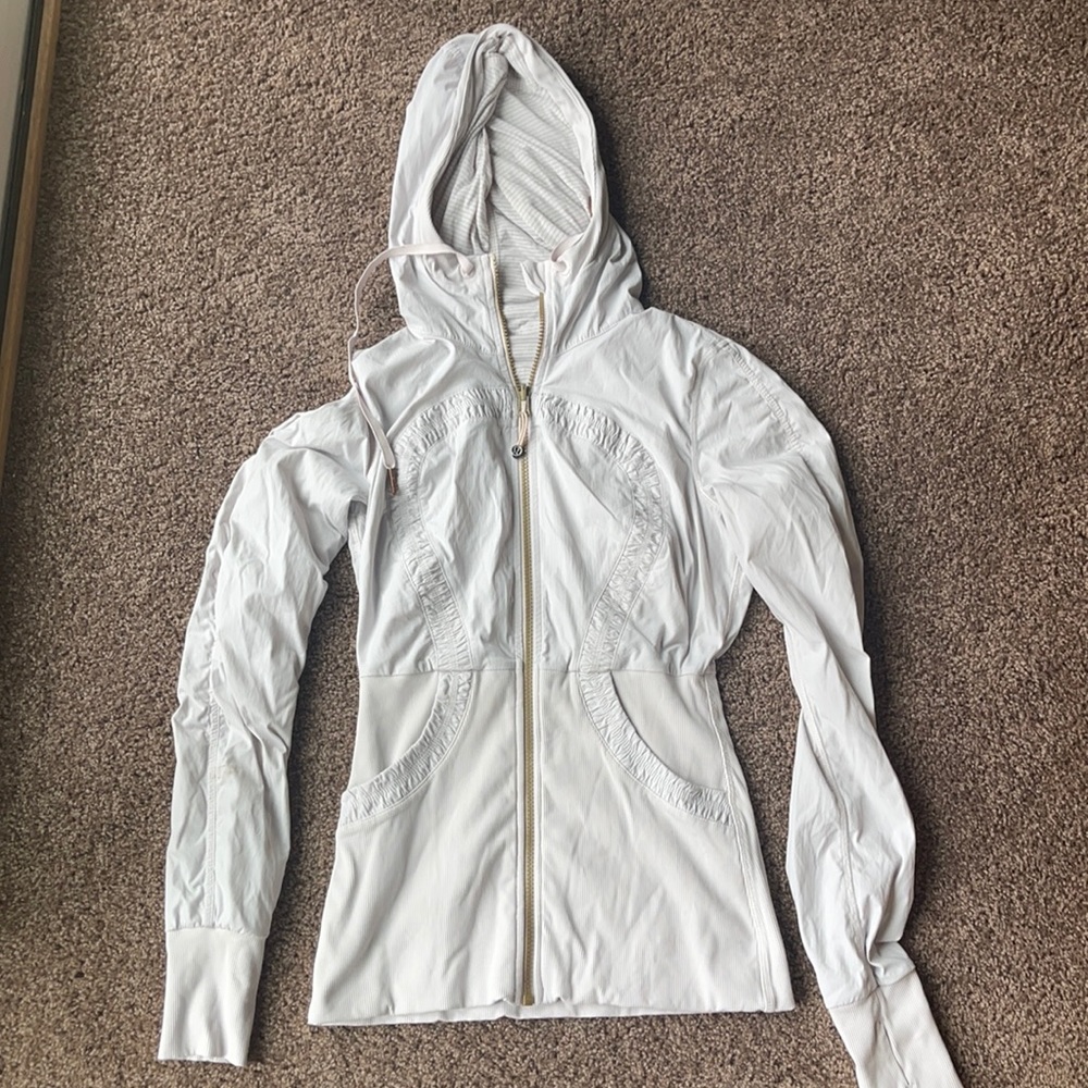 Lululemon reversible Dance studio Jacket, light pink, size 8